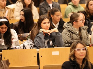 2025-12-04 19-29-06.jpeg